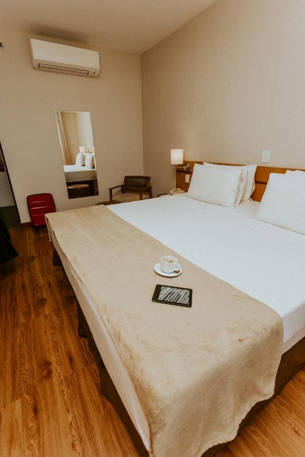 Vitoria Praia Hotel Экстерьер фото