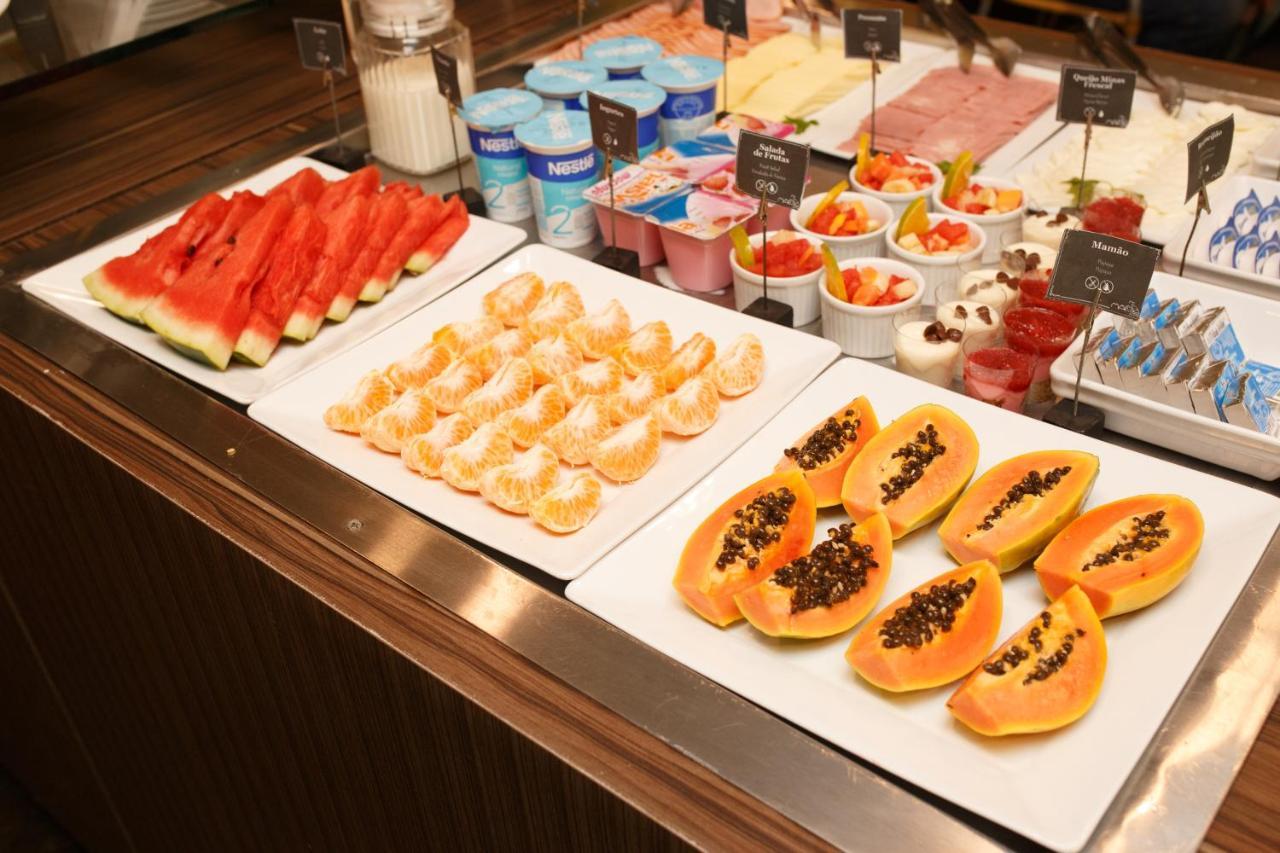 Vitoria Praia Hotel Экстерьер фото