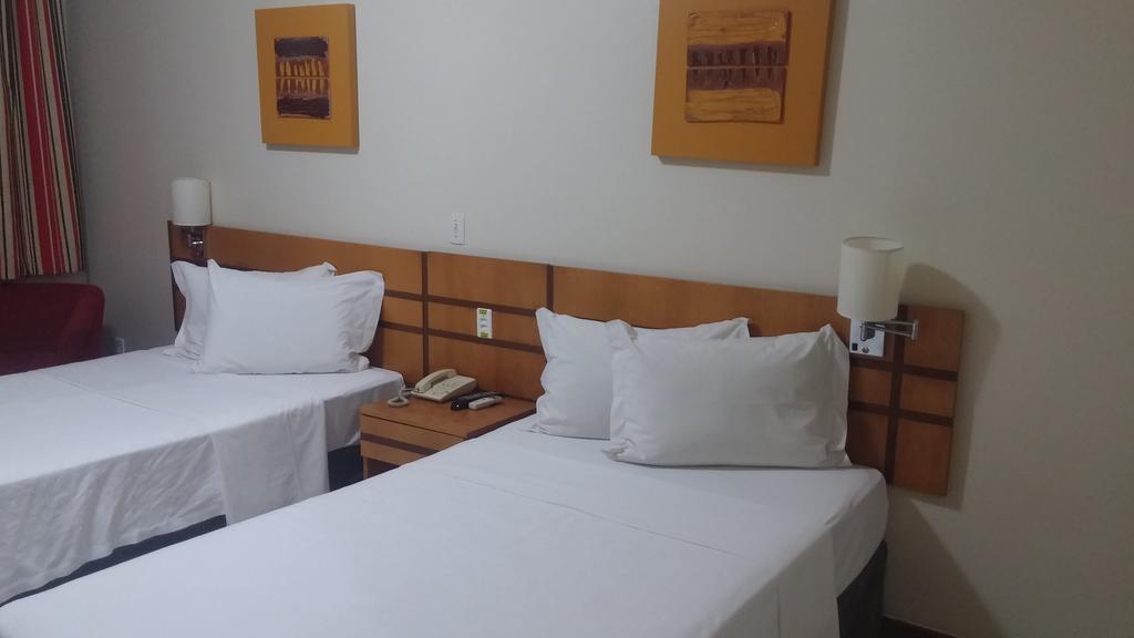 Vitoria Praia Hotel Экстерьер фото