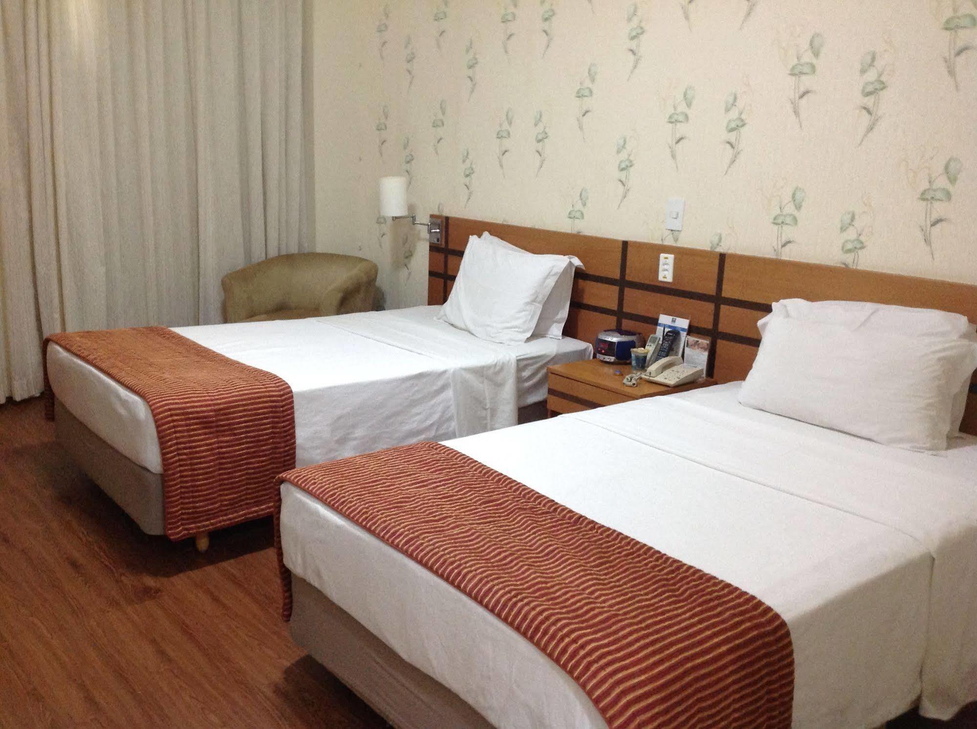 Vitoria Praia Hotel Экстерьер фото