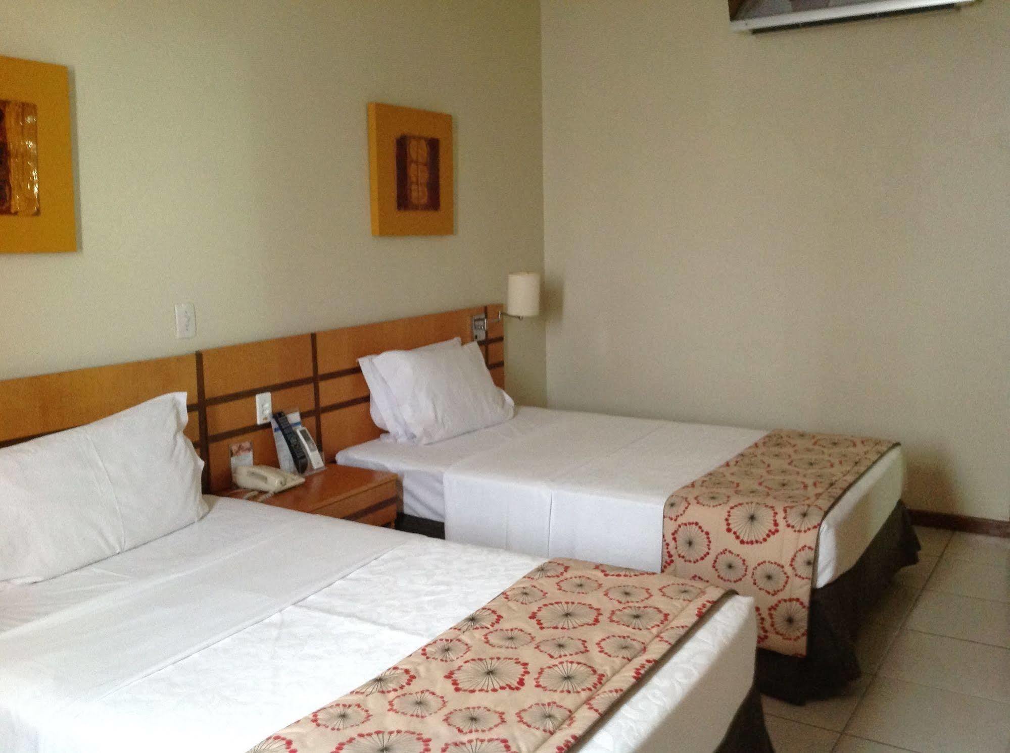 Vitoria Praia Hotel Экстерьер фото